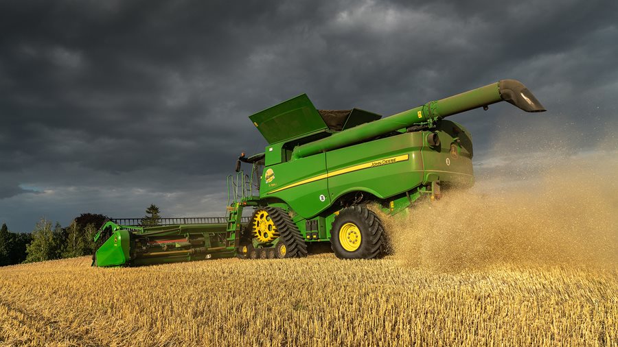 John-Deere-S785i-Habry_DSC8731.jpg John-Deere-S785i-Habry_DSC8731.jpg
