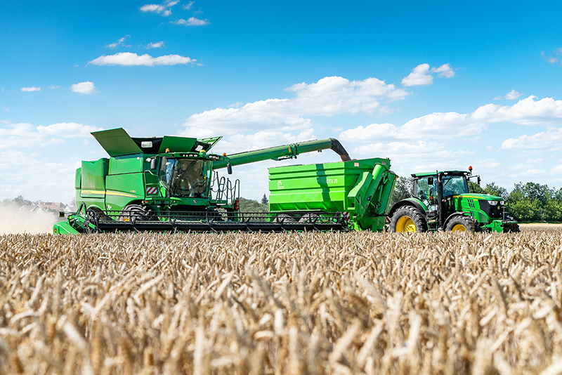 John-Deere-S785i_Masovice_DSC6694.jpg John-Deere-S785i_Masovice_DSC6694.jpg