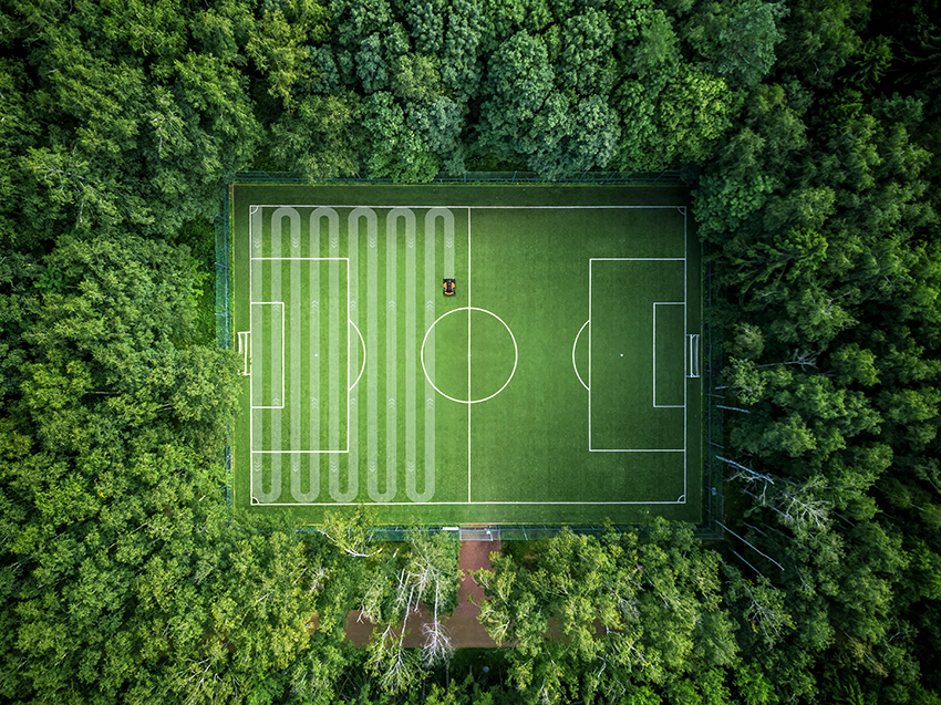 9-SoccerFieldOverview-web.jpg