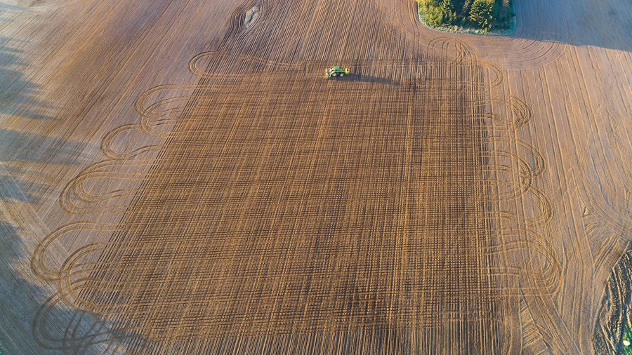 John-Deere-ExactEmerge-1725NT-Hybralec-DJI_0052.jpg