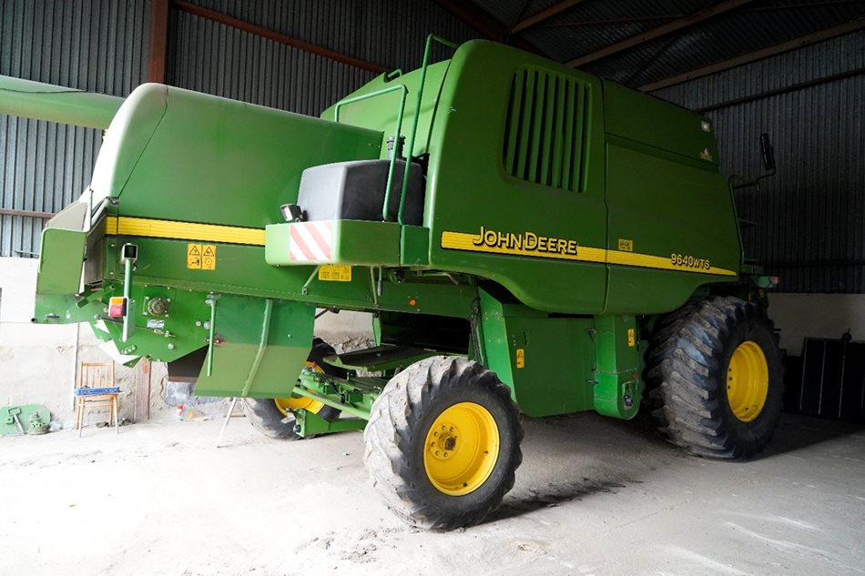 V předcházení rizik odstávek během časově nejnáročnějších dnů v roce mají ve společnosti ZÁVESKÝ a spol. velké zkušenosti, a jejich plán je jednoduchý, všechny sklízecí mlátičky absolvují posezonní prohlídky Expert Check 7+.