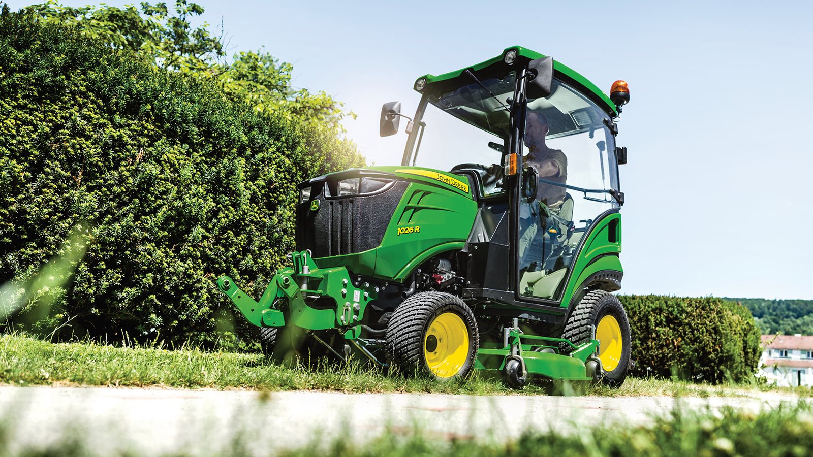 John-Deere-1R.jpg