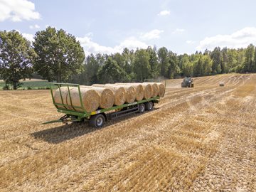 Přepravník balíků PRONAR T026M