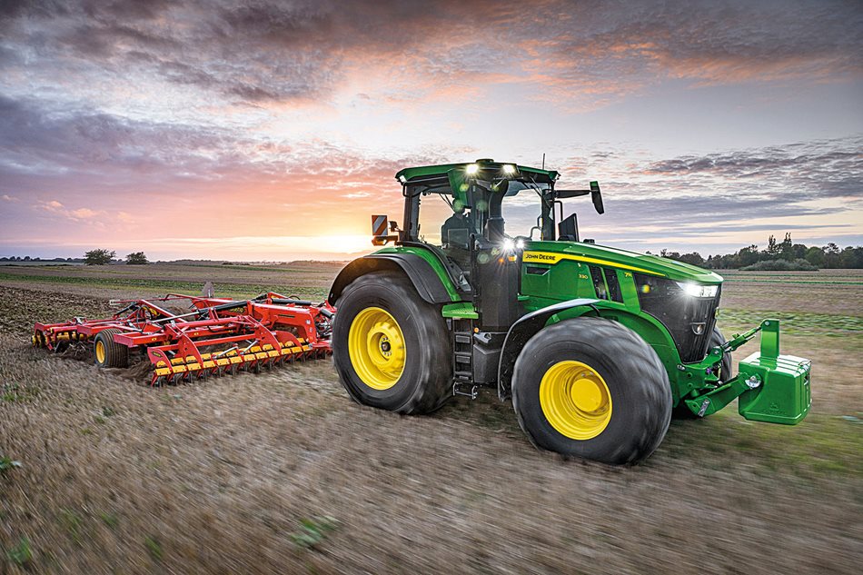 John-Deere-7R330-8.jpg John-Deere-7R330-8.jpg